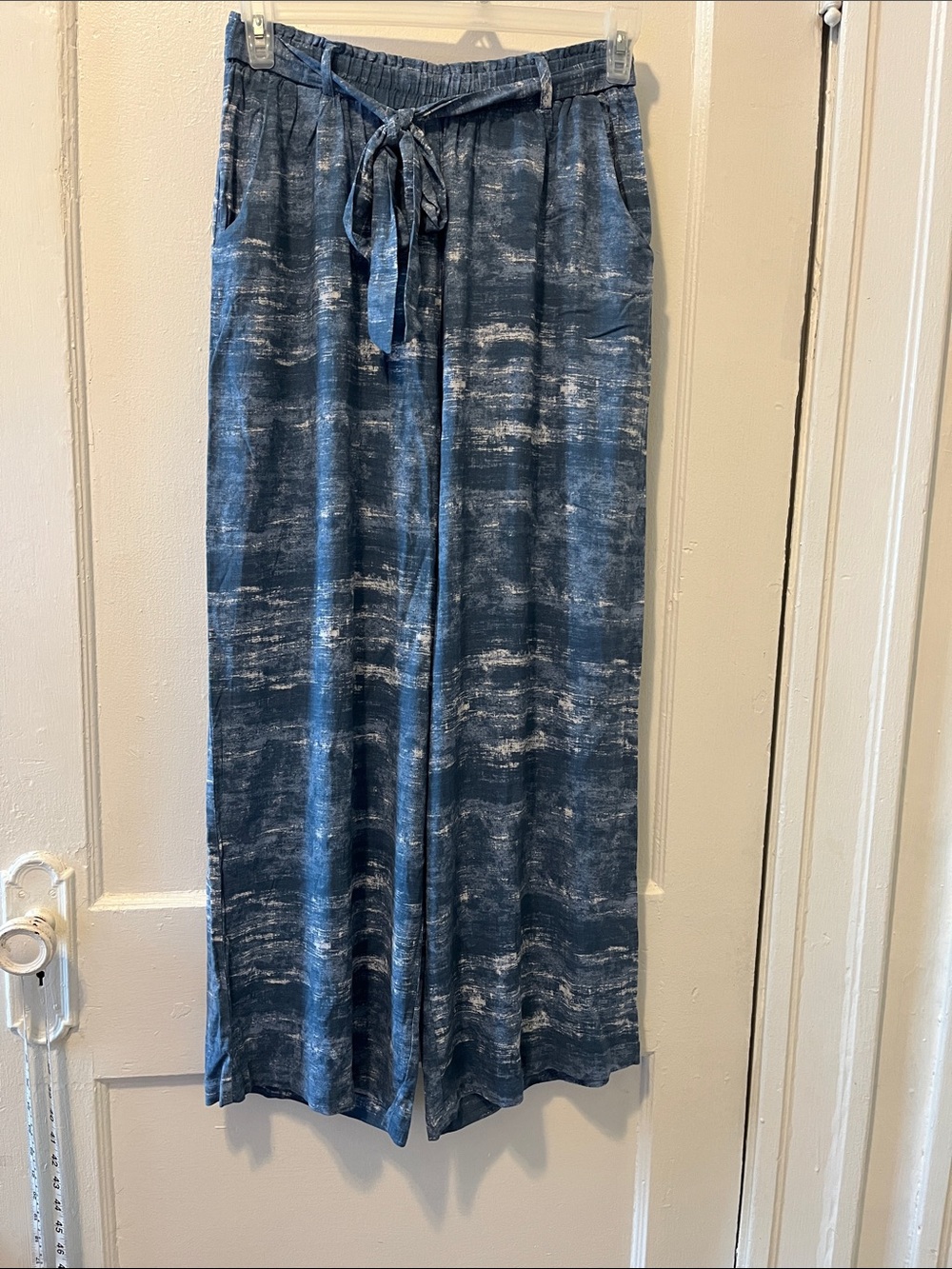 Blue Washed Tie-Waist pants